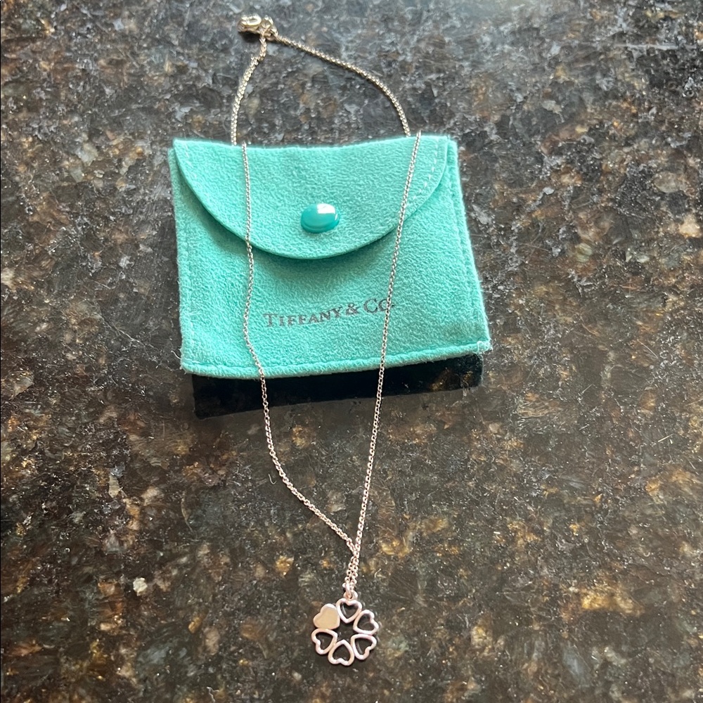 AuthTiffany & Co. Silver Clover Pendant Necklace. 16”